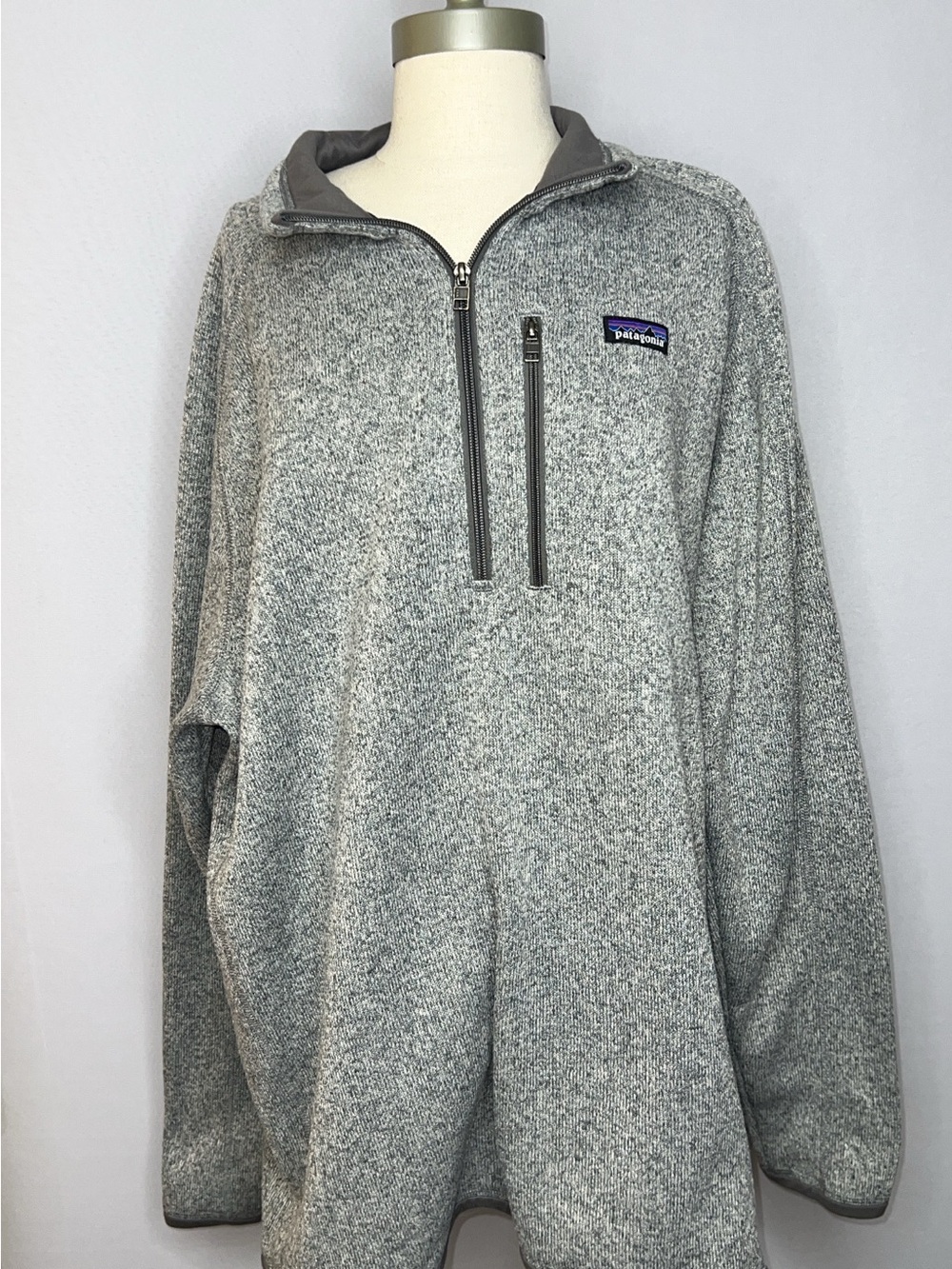Patagonia Heather Gray Quarter-Zip Pullover Fleece